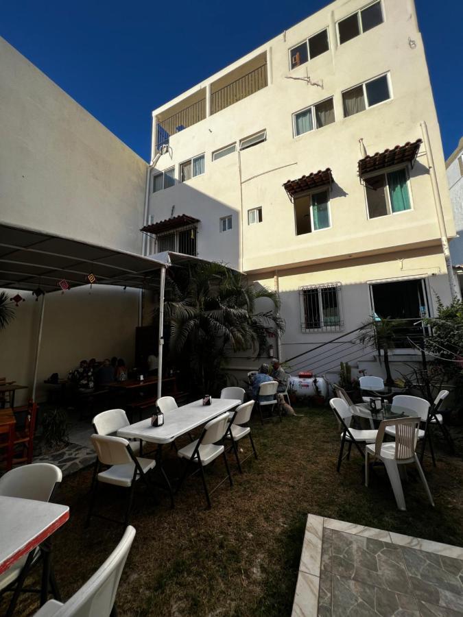 Hostal Bucerias Luaran gambar